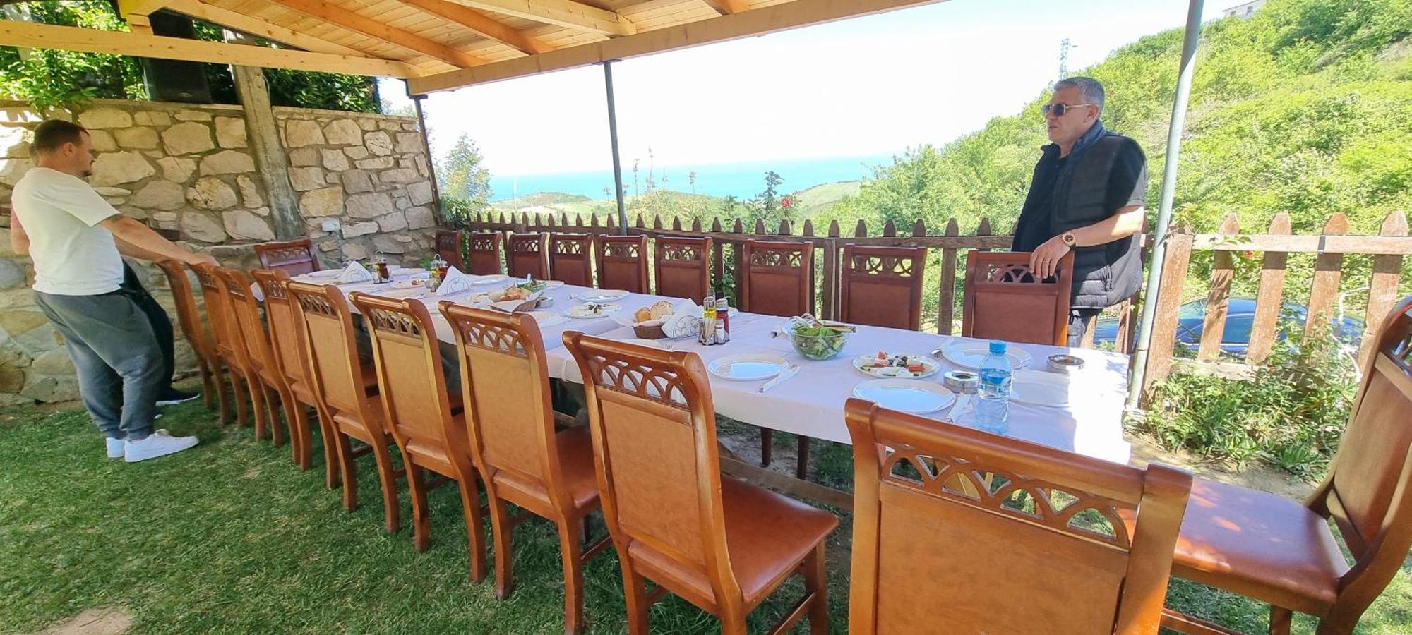 Hotel Restorant Olti Shetaj Luaran gambar