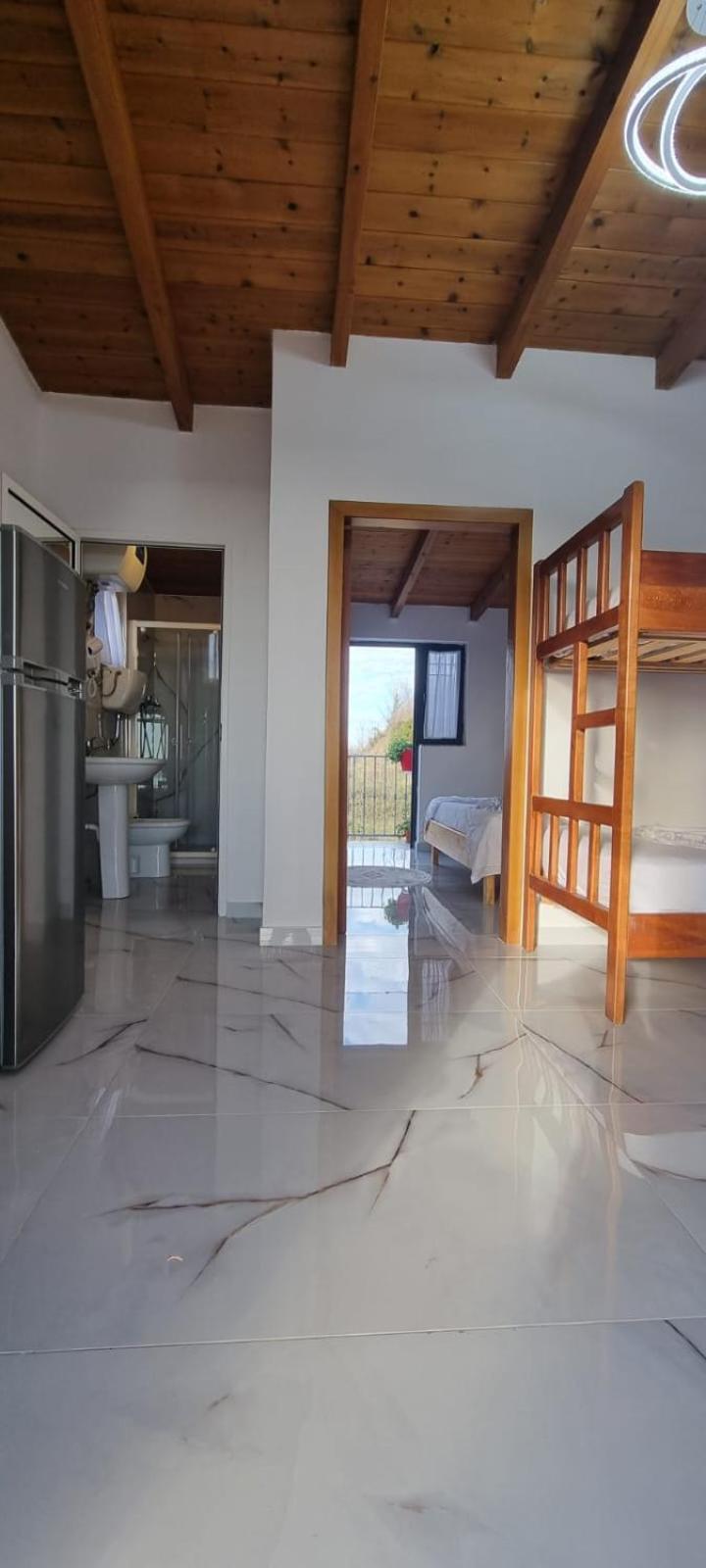 Hotel Restorant Olti Shetaj Luaran gambar