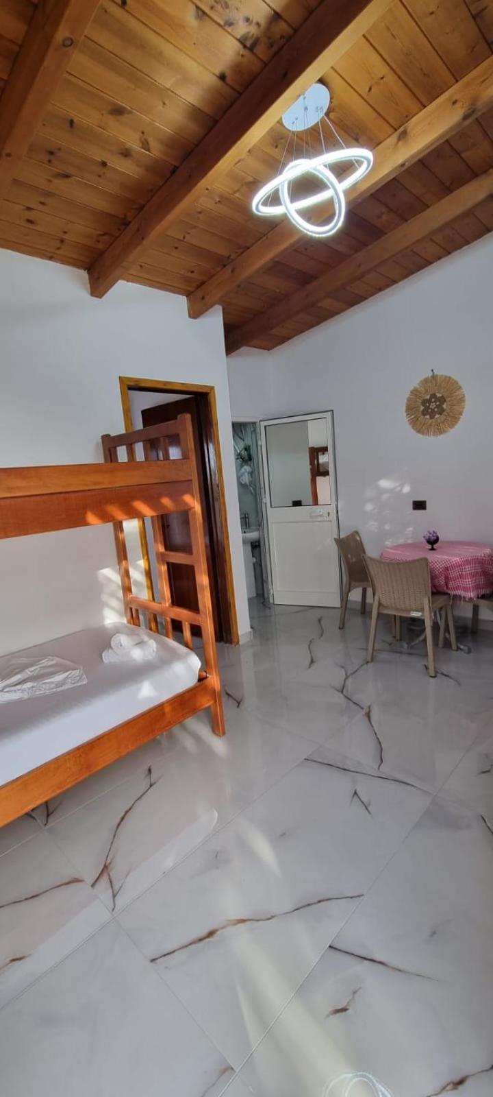 Hotel Restorant Olti Shetaj Luaran gambar