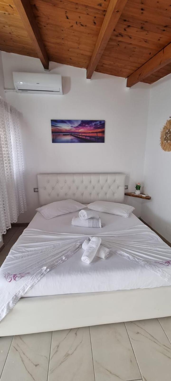 Hotel Restorant Olti Shetaj Luaran gambar